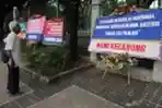 Karangan Bunga Untuk TNI Polri