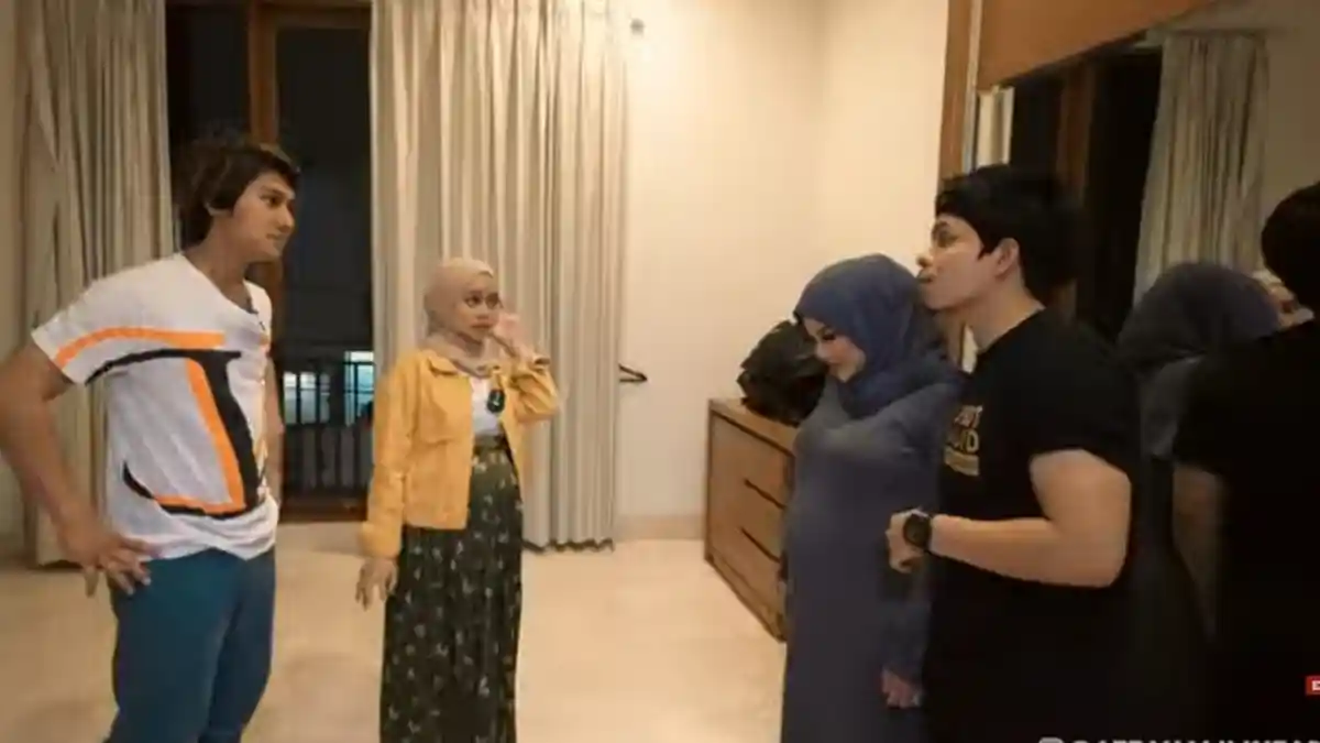 Rizky Billar dan Lesti Kejora Datang ke Pesta Ultah Atta Halilintar, Penampilannya Jadi Sorotan