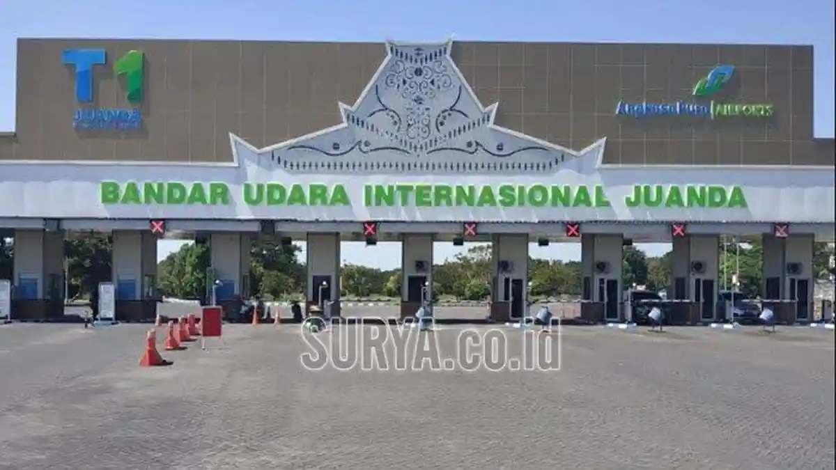 BREAKING NEWS - Penumpang Bercanda Bawa Bom, Pesawat Pelita Air Rute ...
