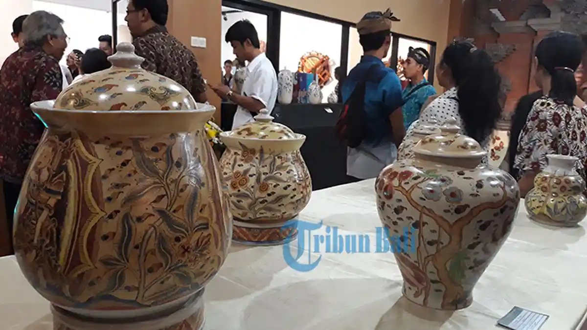 95 Karya Dipamerkan di DAS, Prodi Kriya ISI Denpasar Uji Publik Hasil Karyanya