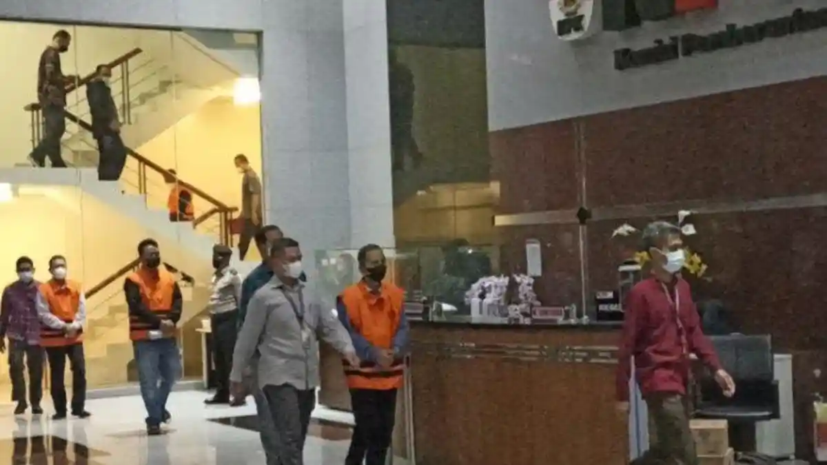 Rektor Unila Dibantu Mahasiswa, Dosen, Hingga Dekan Dalam Kasus Suap