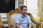 bupati-karimun-soal-mobil-dinas.jpg