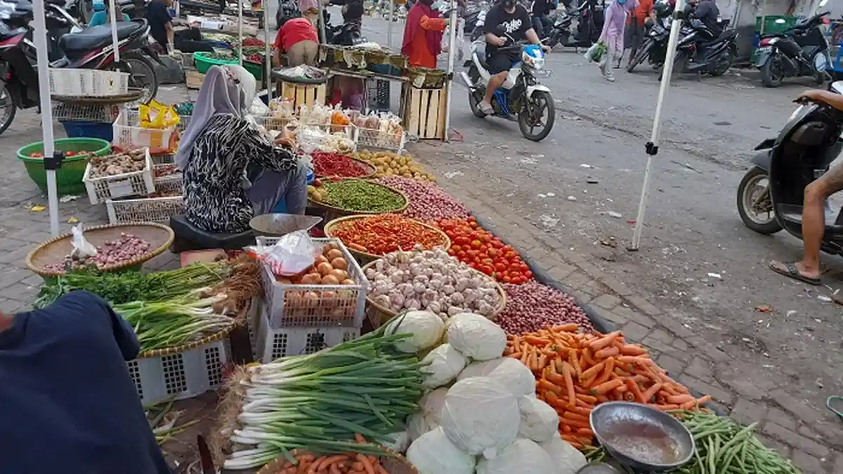 Harga Kebutuhan Pokok di Pasar Rangkasbitung Justru Turun Jelang Idul Adha, Tapi Sepi Pembeli