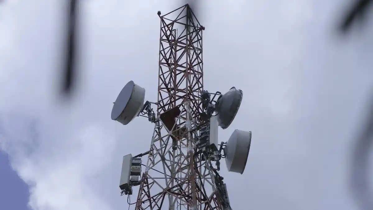 Indosat Tingkatkan Kapasitas Jaringan di 77 Titik untuk Suksekan Libur Nataru di Jatim