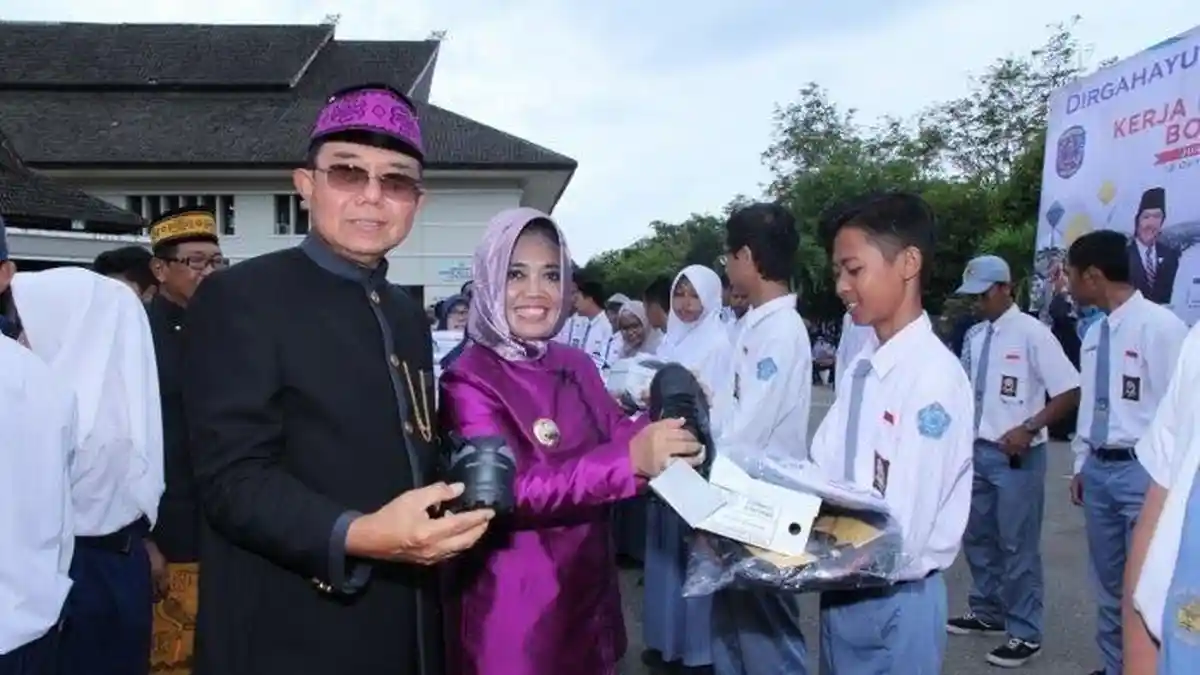 Seluruh Pelajar di Bontang Bakal Dapat Tas, Seragam dan Sepatu Sekolah, Disalurkan Bulan Ini
