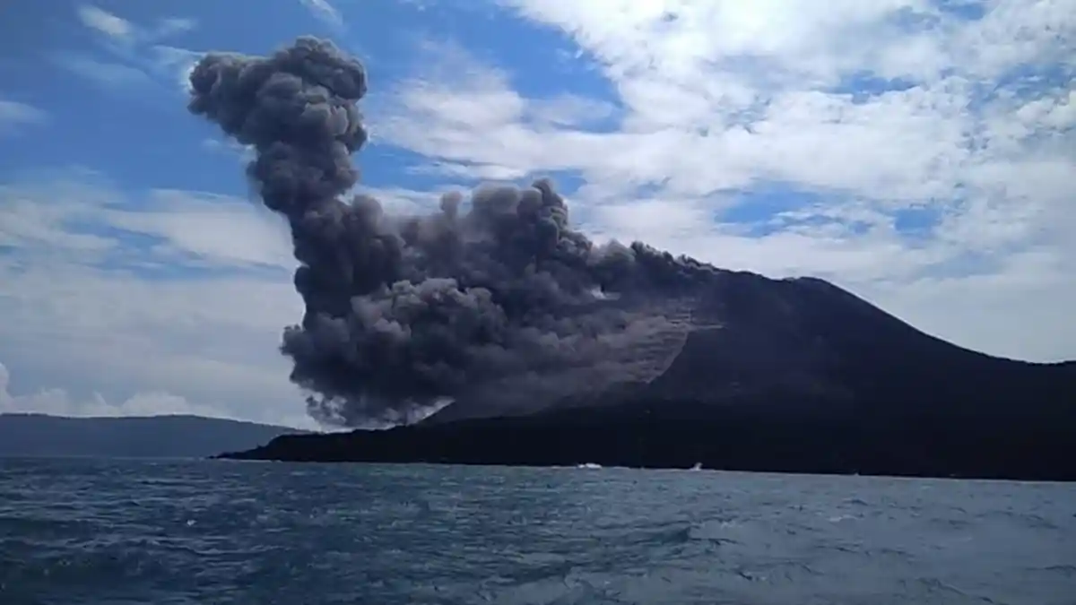 Ini  7 Gunung Api Bawah Laut di Dunia yang Masih Aktif Selain Hunga Tonga-Hunga Ha'apai