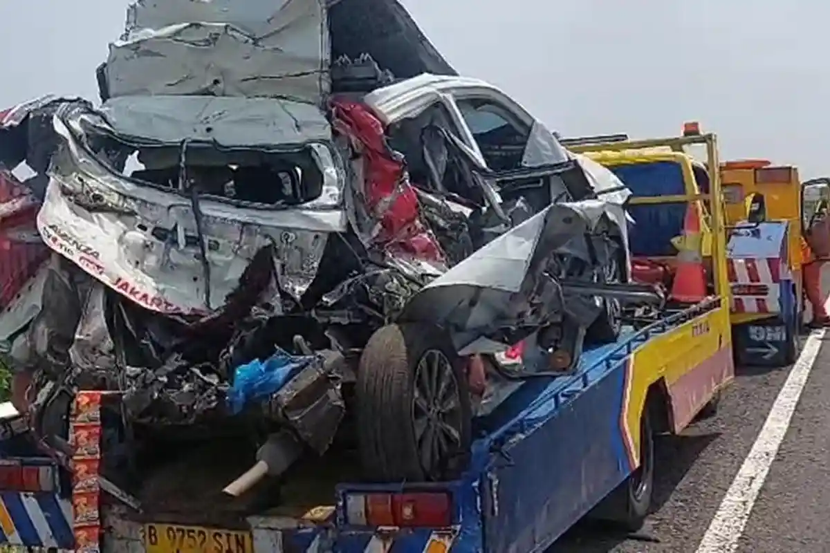 Marwan Jurnalis TVOne Dimakamkan Malam Ini di Depok, Korban Tewas Kecelakaan Maut di Tol Pemalang