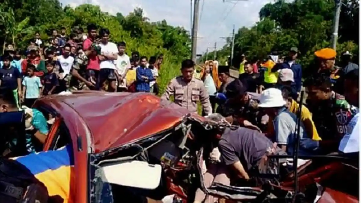 Tragedi Kecelakaan Mobil tertabrak Kereta Api di Tenjo, 2 Orang Meninggal Dunia