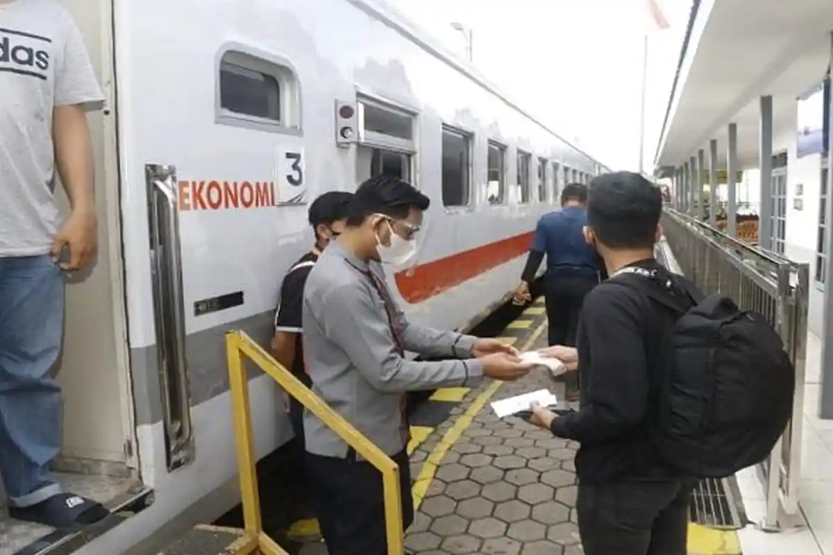 Syarat Naik Kereta Api di Palembang- Lampung-Lubuklinggau, Berlaku Mulai 15 Agustus