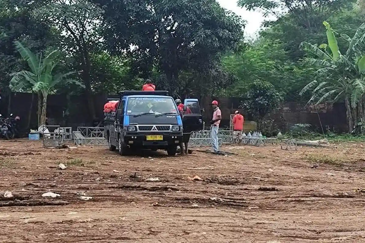 Gerakan Peduli Sampah di Kendal, Petugas Gelar Upacara HUT RI di TPA Darupono