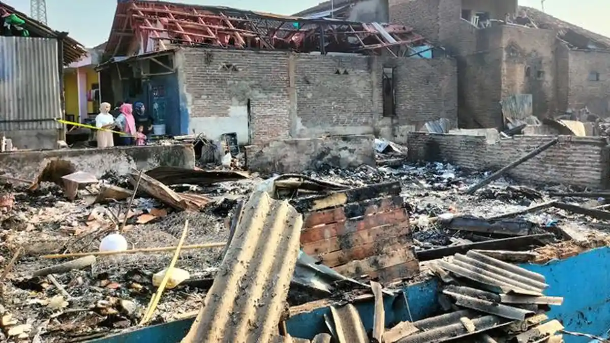 Data Kebakaran di Kota Karang: 26 Rumah Ludes, Harta Lenyap, Ibu dan Anak Meninggal