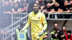 Kiper-AC-Milan-Mike-Maignan-dalam-laga-28-April-2025.jpg