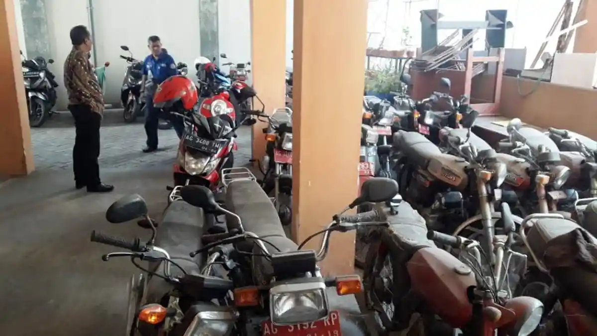 Ada Temuan BPK, Banyak Kendaraan Dinas Pemkab Tulungagung Yang Tidak Jelas Penggunaannya