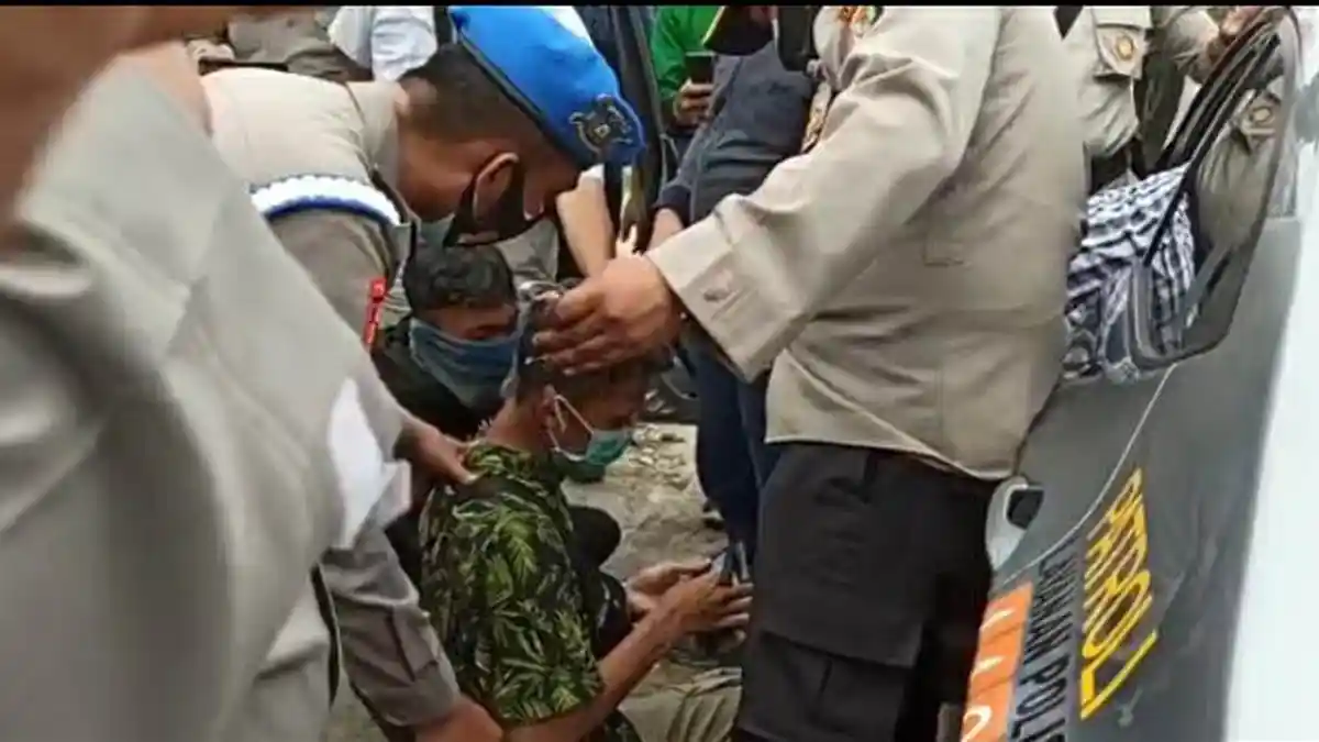 20 Pelajar Diamankan Diduga Hendak Menyusup ke Rombongan Pendemo Tolak Omnibus Law di DPRD Lampung