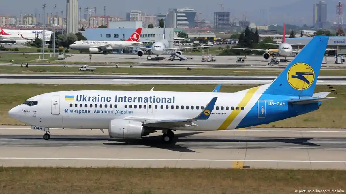 Pesawat Jenis Boeing 737 Kembali Renggut Nyawa, Kali Ini di Iran