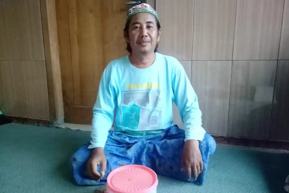 Sosok Guru Spiritual di Pamekasan yang Ramai Didatangi Caleg Agar Menang, Amalan 41 Hari Tanpa Putus
