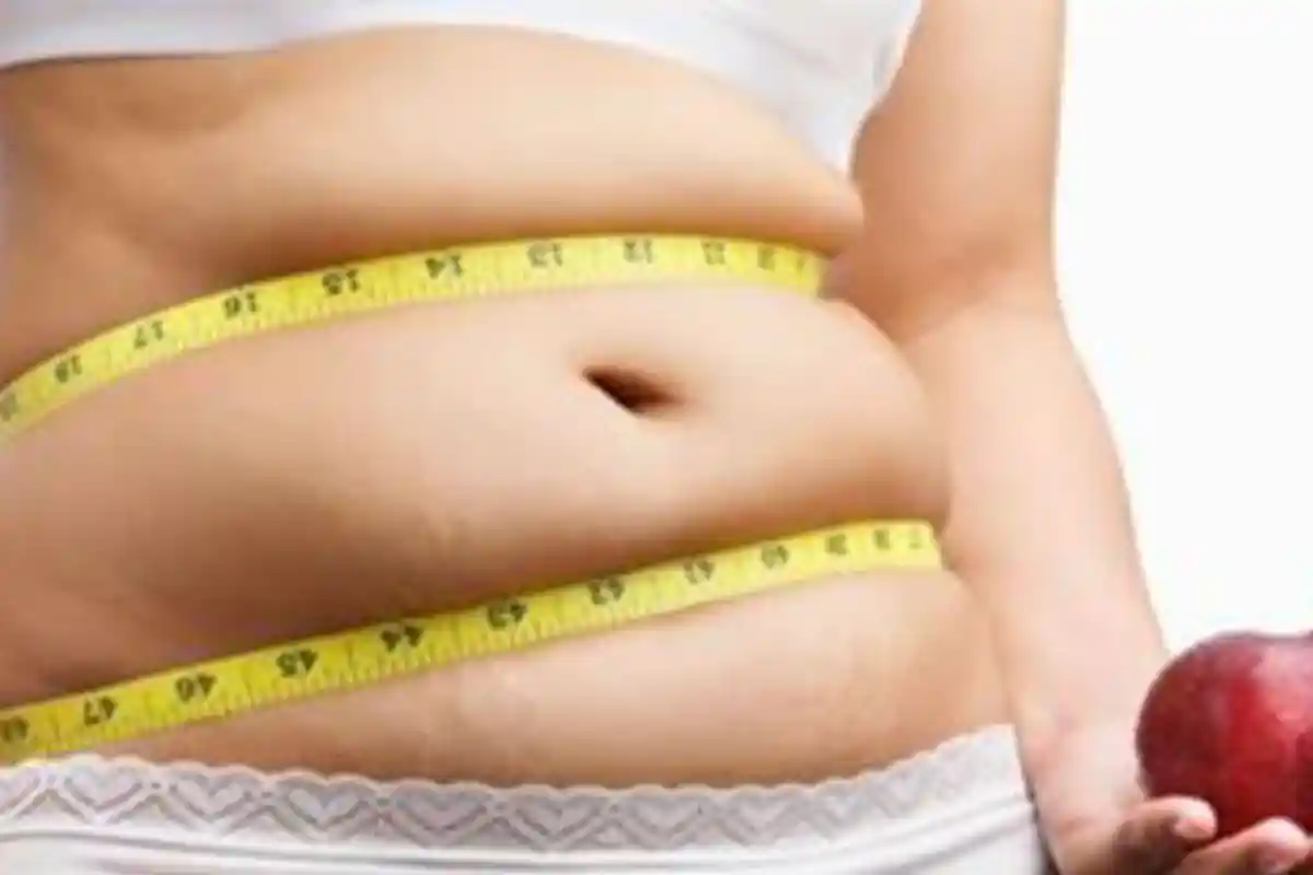 Nggak Gemuk, tapi Perutmu Buncit? Inilah 3 Penyebab Utamanya, Sepele!