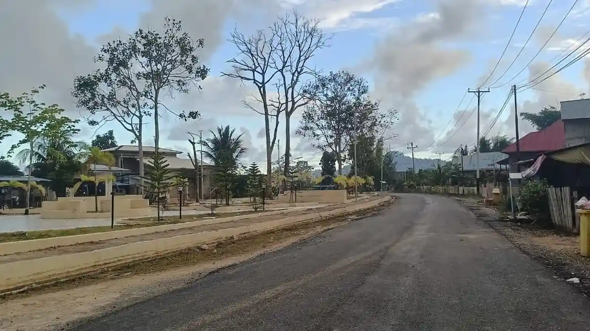 Jalan Berlubang Dusun Fangahu di Ibu Kota Bobong Taliabu Diperbaiki
