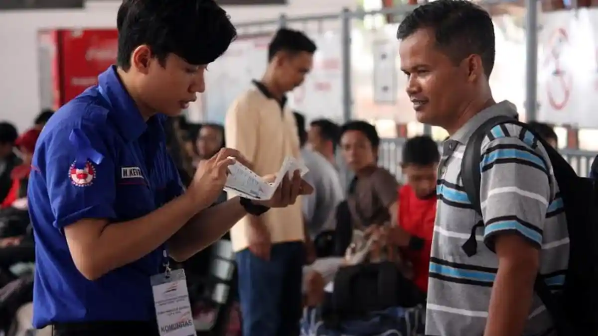 Komunitas Edan Sepur: Penumpang Kereta Lebih Tertib Sekarang