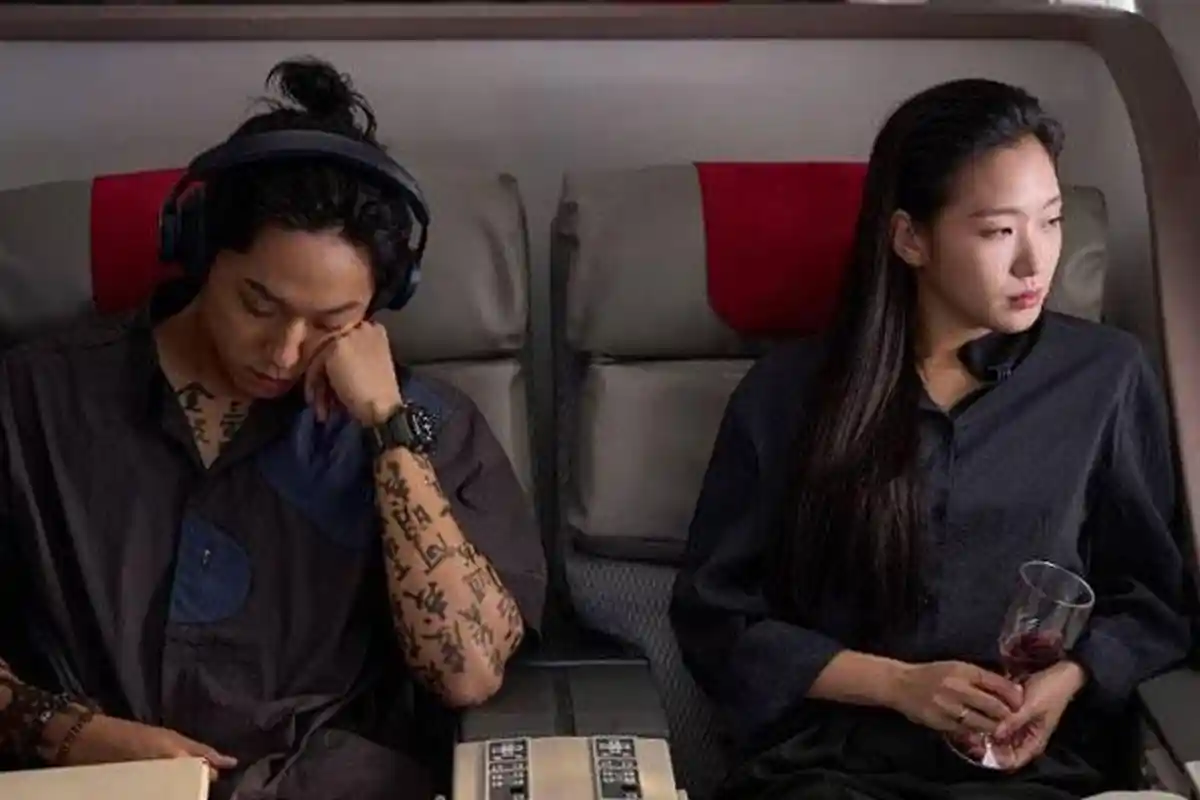 Sinopsis Exhuma, Aksi Lee Do Hyun dan Kim Go Eun Jadi Dukun