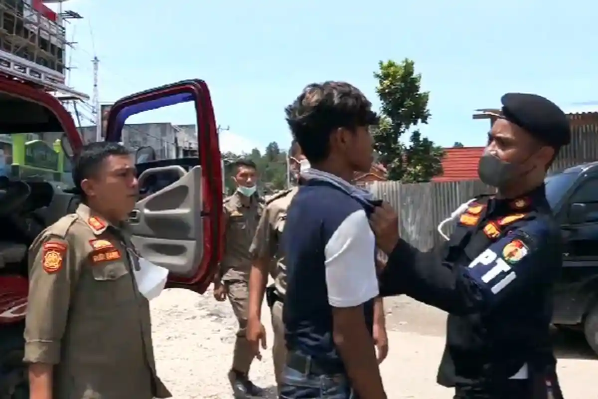 Gas-gas, Sopir Truk Nyaris Digebuk Satpol PP Toraja Utara