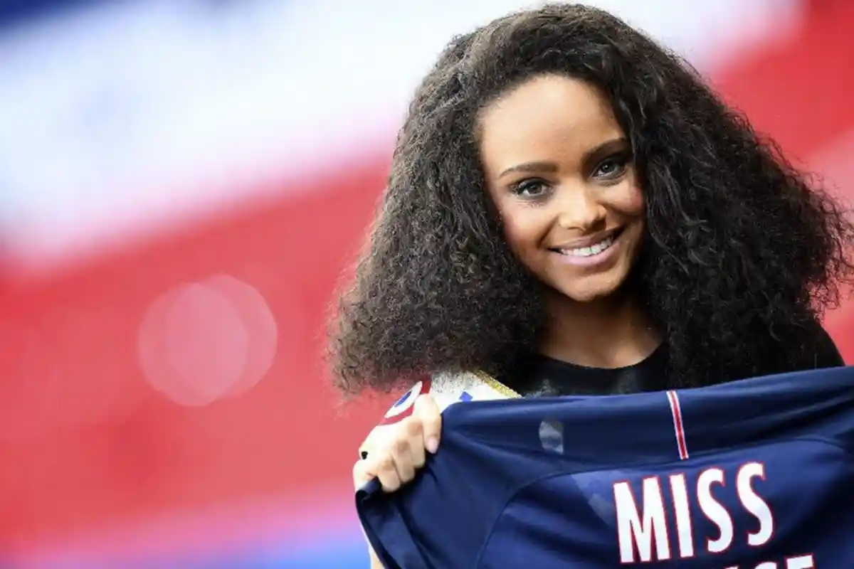 Ini Sosok Pacar Kylian Mbappe, Model Transgender Majalah Playboy yang Bikin Gempar Netizen