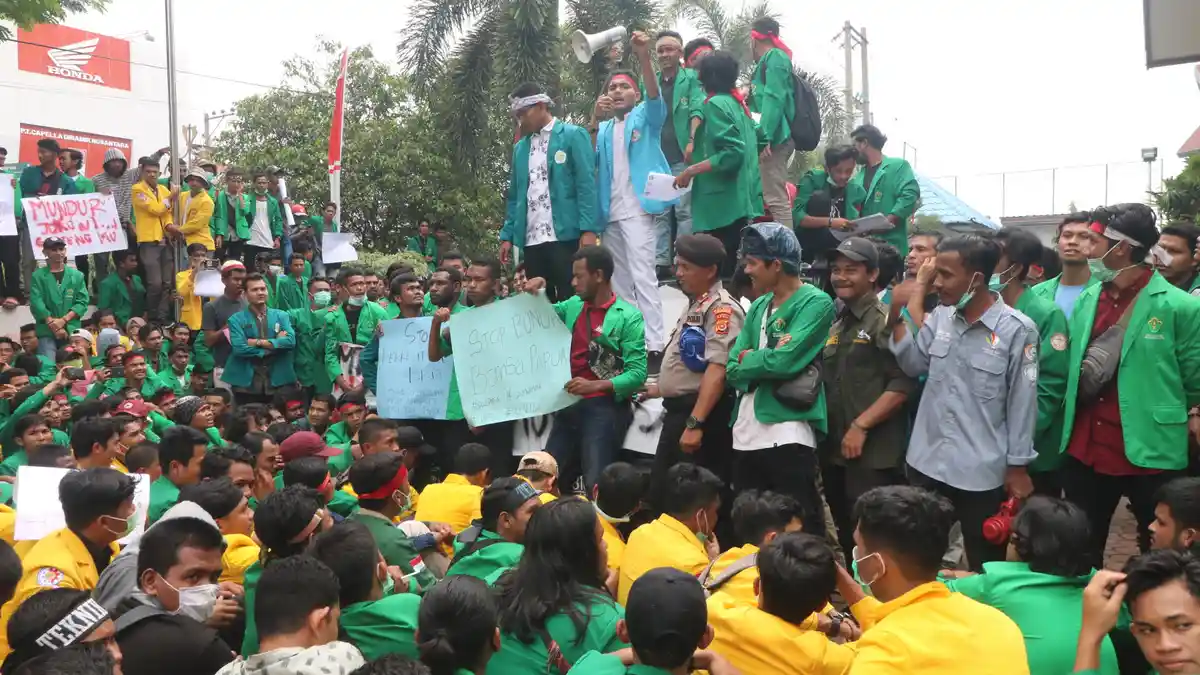 Ini Tuntutan Demo Ribuan Mahasiswa di DPRK Lhokseumawe, Ada yang Berkaitan Langsung dengan Aceh