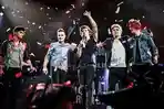 Lirik-Lagu-One-Direction-Moments.jpg