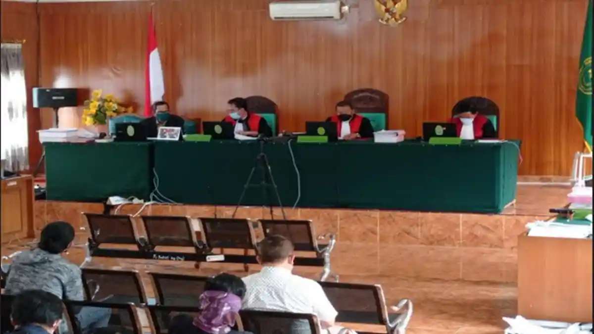 BREAKING NEWS: Terbukti Bersalah, Mantan Anggota DPRD Palembang Doni CS Divonis Hukuman Mati
