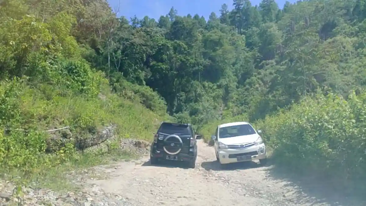 Jalan Blangkejeren - Pining Gayo Lues Rusak Parah, Warga Harap Pemerintah Aceh Memperbaiki
