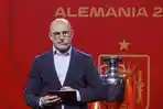 Pelatih-Timnas-Spanyol-Luis-de-la-Fuente-saat-mengumumkan-skuad-untuk-EURO-2024.jpg