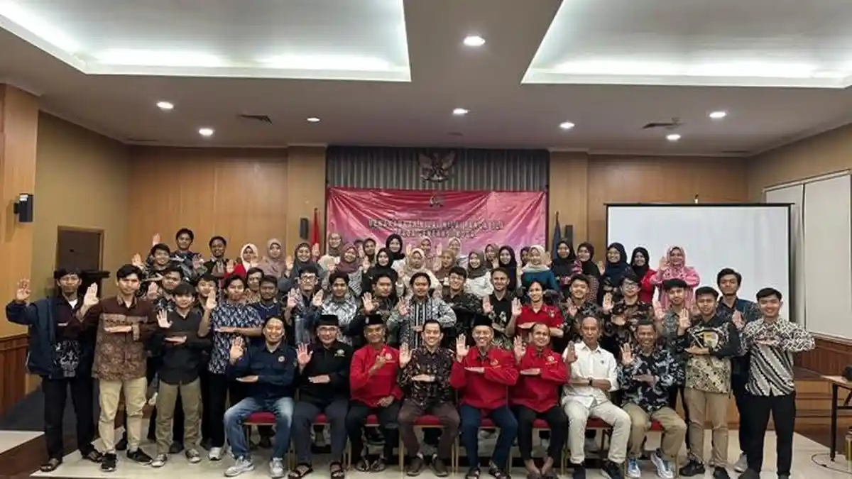 Tanamkan Nilai-nilai Kebangsaan, Anggota DPD RI DIY Perkuat Karakter ...