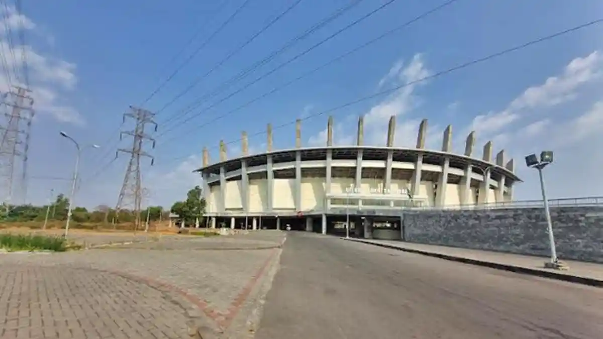 Stadion Gelora Joko Samudro Gresik akan Mulai Direnovasi Sesuai Standar FIFA Desember 2023