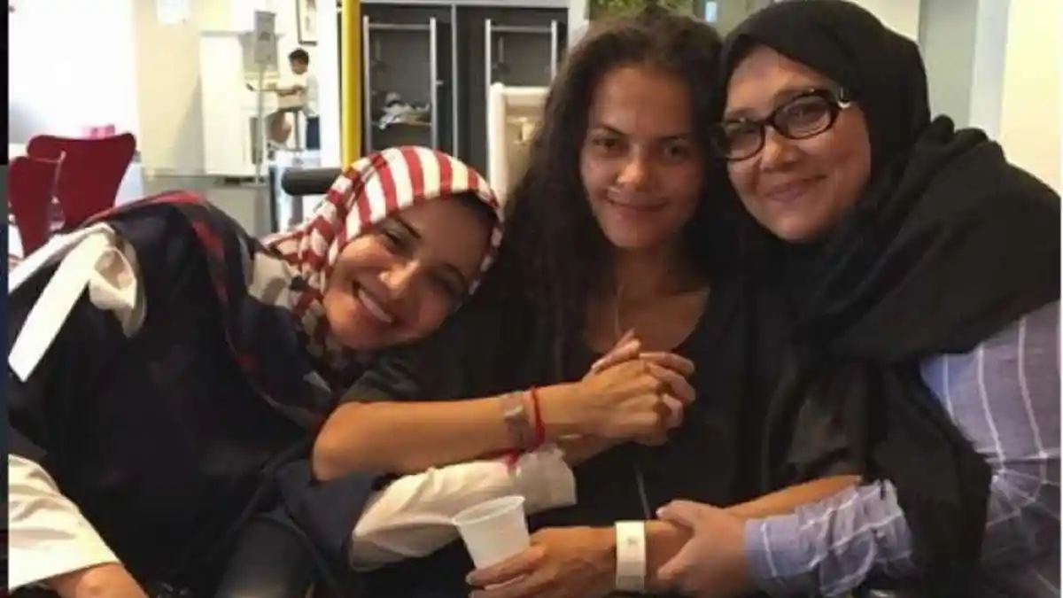 Artis Ini Berlinang Air Mata Atas Kepergian Sosok Panutan yang Dikaguminya Lalu Ungkap Hal Sedih Ini