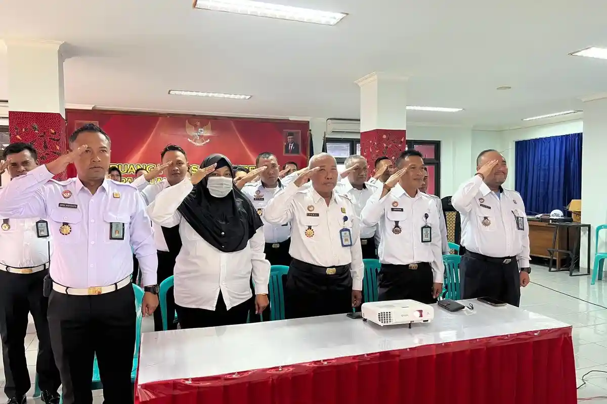 Menkumham RI Ajak Pegawai Lapas Narkotika Pamekasan Tingkatkan Kinerja di Tahun 2023