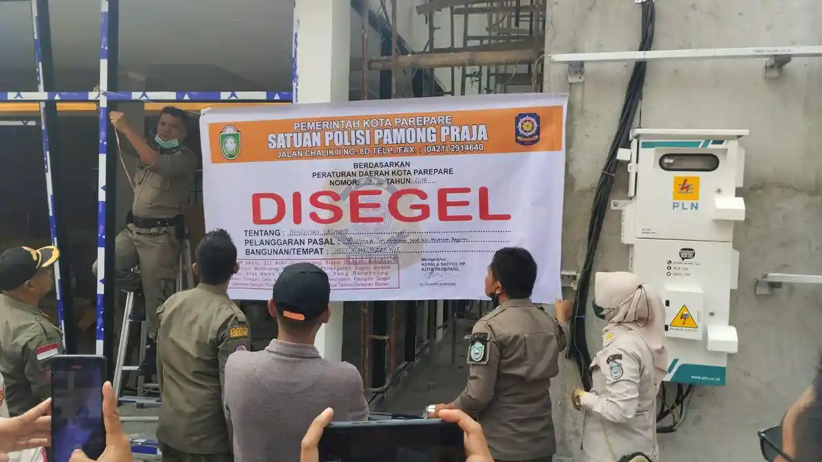 Satpol PP Segel Pembangunan Pizza Hut di Parepare, Ada Apa?