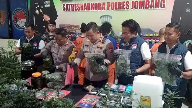 Advokat Surabaya