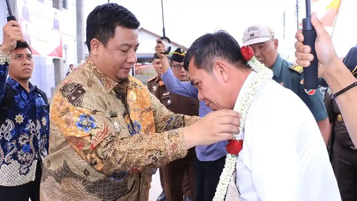 Bupati Samosir Dampingi Jampidum Resmikan Monumen Restorative Justice di Toguan Nagodang
