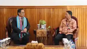 Terima-kunjungan-Rektor-UT.jpg