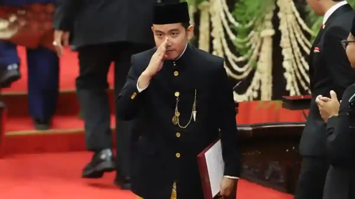 Peluang PDIP Bahas Ijazah Gibran dan Sinyal Hak Angket PKS