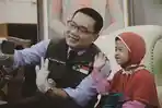 Ridwan Kamil Didatangi Bocah SD Anak Petani, Dititipi Pesan hingga Dibuat Tersentuh dengan Aksinya