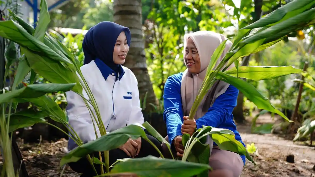 PNM Dorong 23 Juta Perempuan Prasejahtera Jadi Penggerak Ekonomi Keluarga - Pos-kupang.com