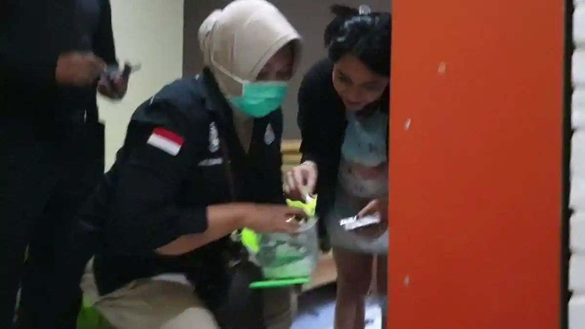 Sidak Indekos yang Dihuni Pemandu Lagu, Polisi Temukan Ini