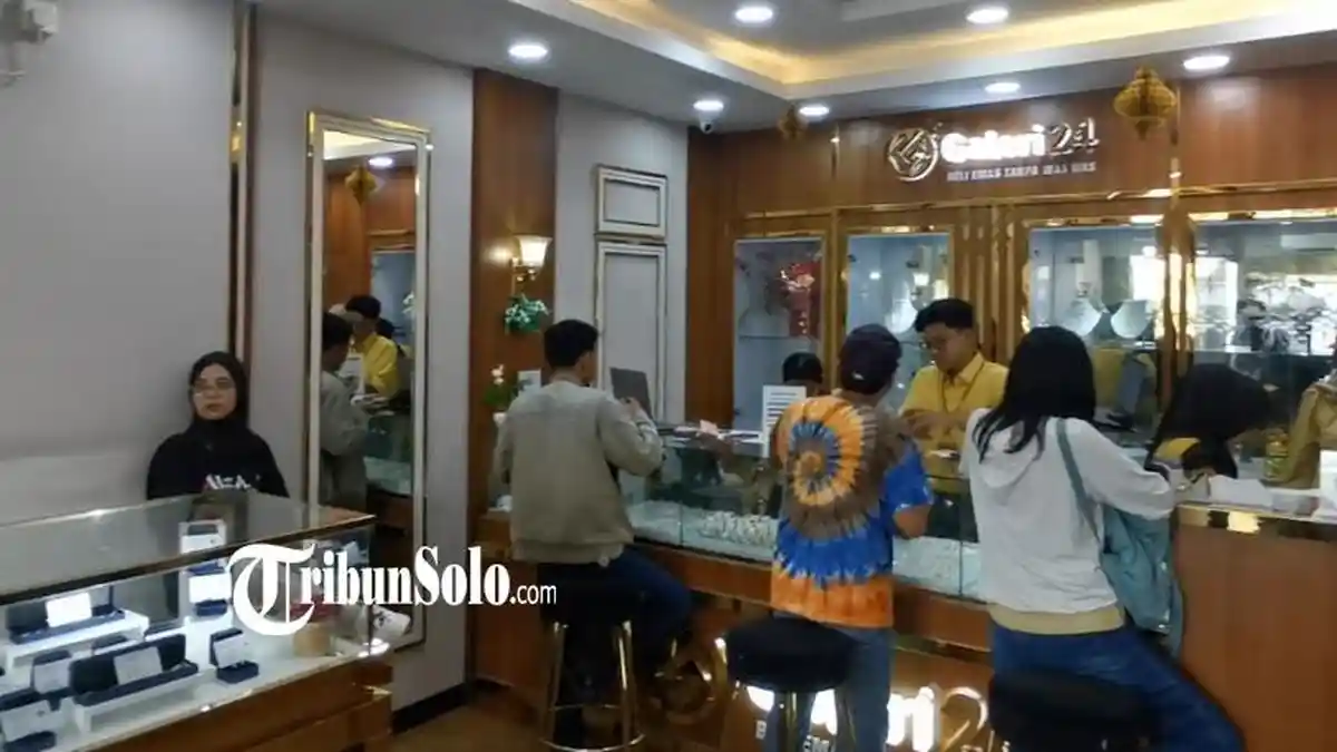 Harga Emas di Solo Hari Ini 13 Juli 2025, Galeri 24 dan UBS Kembali Terjadi Kenaikan
