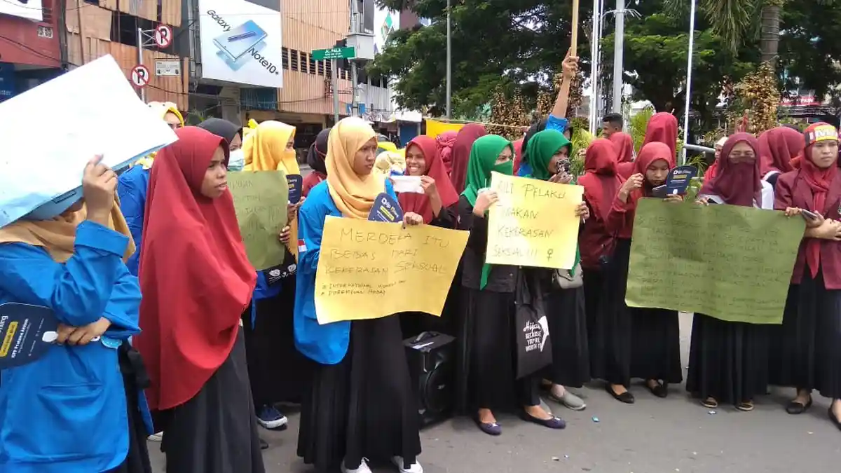 Peringati International Women’s Day, Mahasiswa Tuntut DPRD Rancang Perda Perlindungan Perempuan