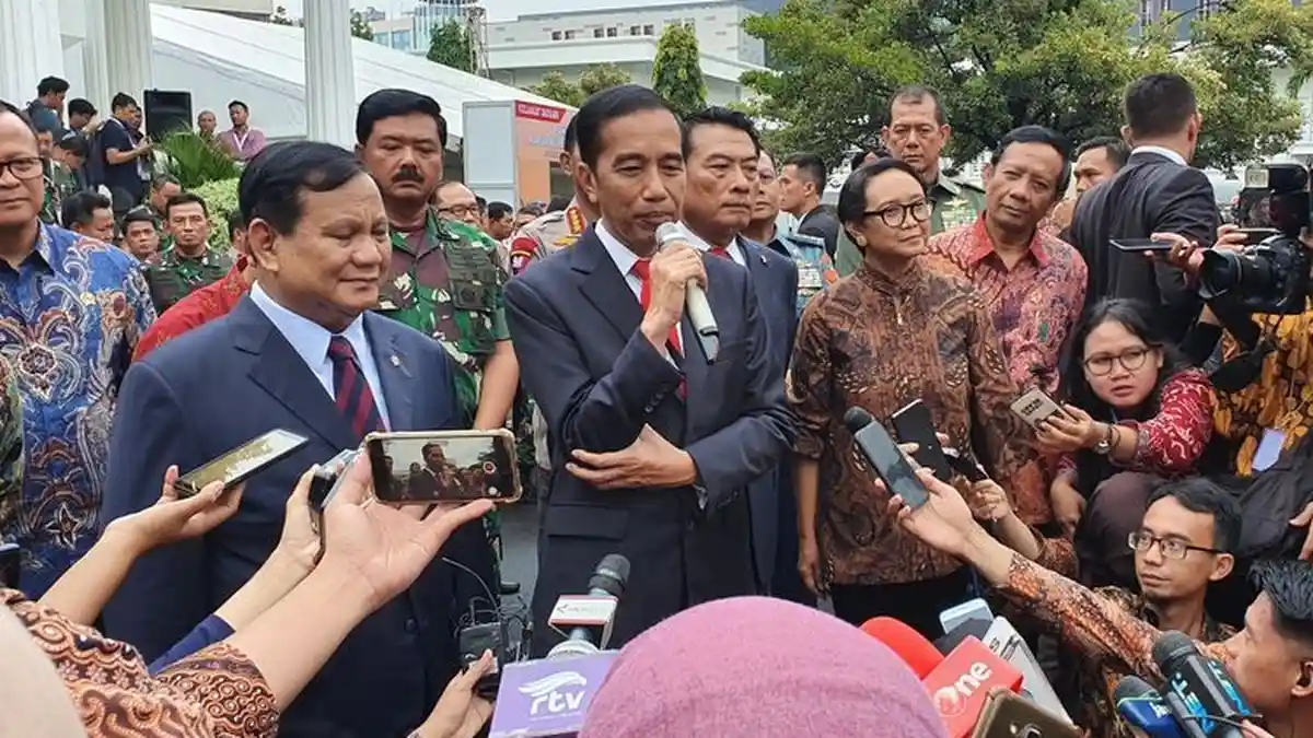 Bela Prabowo, Jokowi Sebut Ada yang Tak Paham Diplomasi Pertahanan