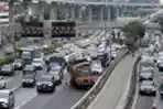 Truk Pengangkut Pasir  Rusak Membuat Kemacetan Panjang