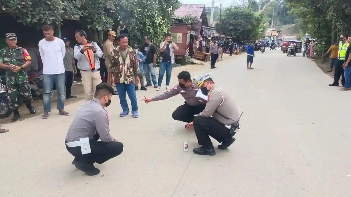 Truk Seruduk Pengendara dan Rumah Warga di Lok Bahu Samarinda, Tiga Korban Masih Dirawat