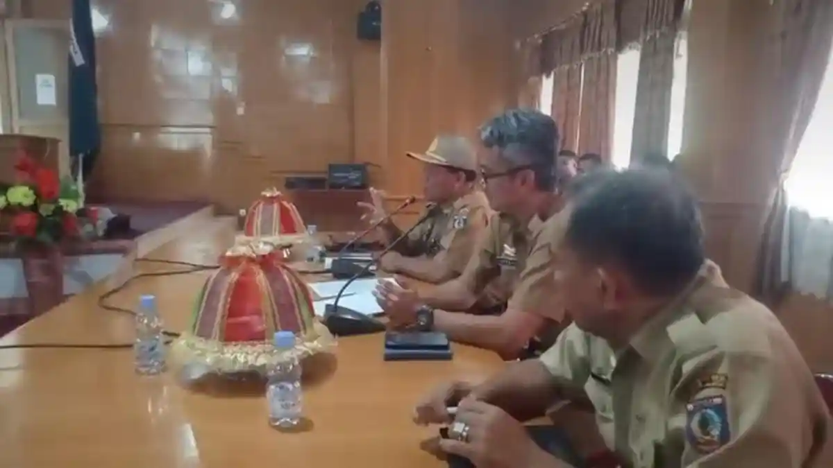Dipanggil DPRD Mamasa, Kepala Dinas Pendidikan Janji Transfer Tunjangan Sertifikasi Pekan Ini