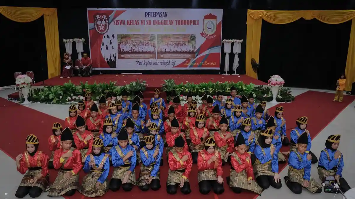 FOTO: Meriahnya Pelepasan Murid Kelas VI SD Unggulan Toddopuli Makassar - todd1.jpg